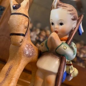 💙TM3 ‘Prayer Before Battle’ Hummel Goebel #20